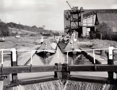 Croxleymillsfromlock