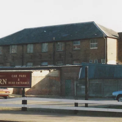Franklins bottling plant in 1990