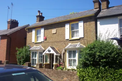 Vine Cott Talbot rd July 2006