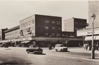 Prestwick Road shopping area in the 1950s