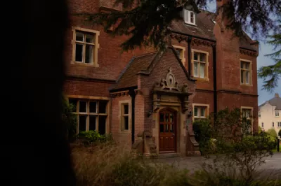 Durrants Entrance Robert Arnold participant 18 15 18