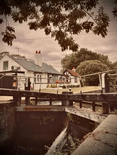 Grand union lock Mabel Hamilton Winner 1515 18